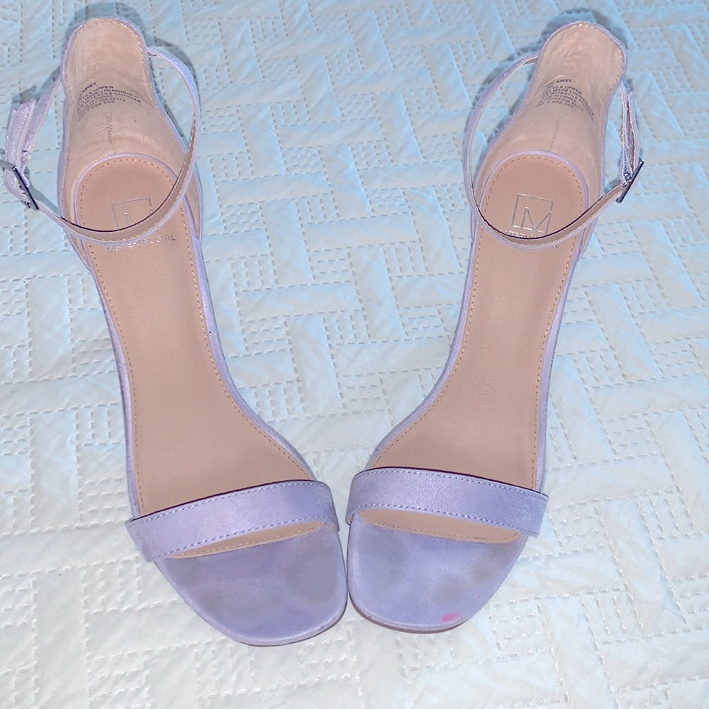 Lilac suede, ankle strap sandals